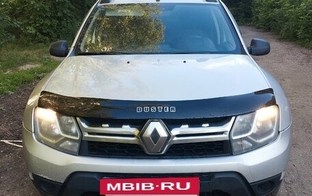 Renault Duster I рестайлинг, 2017 год, 699 000 рублей, 2 фотография