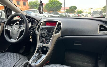Opel Astra J, 2011 год, 569 000 рублей, 4 фотография
