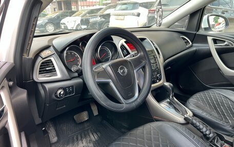 Opel Astra J, 2011 год, 569 000 рублей, 2 фотография