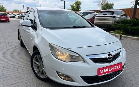 Opel Astra J, 2011 год, 569 000 рублей, 7 фотография