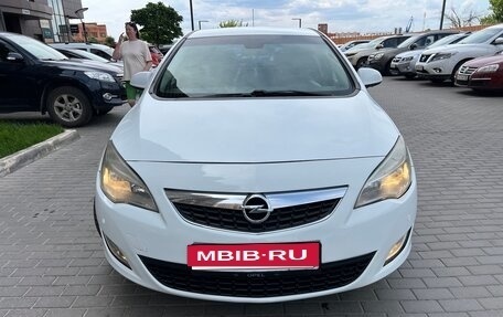 Opel Astra J, 2011 год, 569 000 рублей, 16 фотография