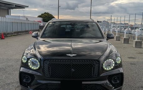 Bentley Bentayga I, 2022 год, 24 900 000 рублей, 2 фотография