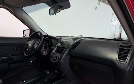 KIA Soul I рестайлинг, 2010 год, 900 000 рублей, 10 фотография