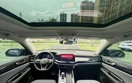 Volkswagen Teramont I, 2023 год, 4 077 000 рублей, 7 фотография