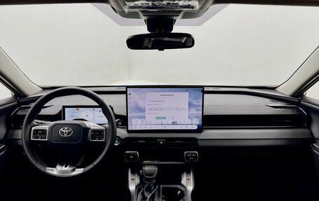 Toyota RAV4, 2026 год, 4 400 000 рублей, 18 фотография