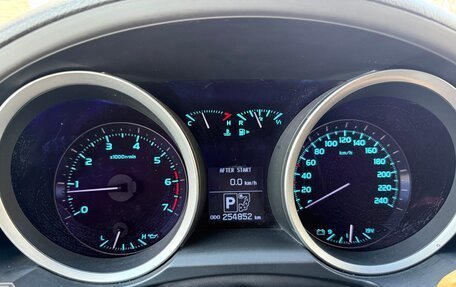 Toyota Land Cruiser 200, 2008 год, 3 300 000 рублей, 10 фотография