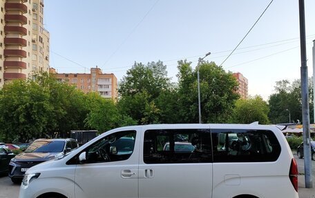 Hyundai Grand Starex Grand Starex I рестайлинг 2, 2018 год, 3 299 000 рублей, 16 фотография