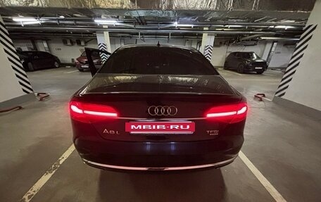 Audi A8, 2016 год, 2 400 000 рублей, 10 фотография