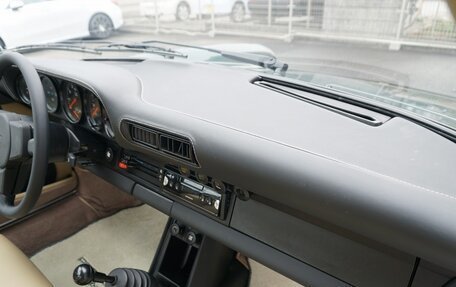 Porsche 911, 1983 год, 20 400 000 рублей, 24 фотография