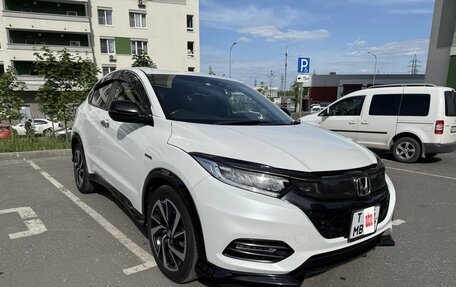 Honda Vezel, 2018 год, 1 999 000 рублей, 2 фотография