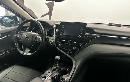 Toyota Camry, 2021 год, 2 299 900 рублей, 9 фотография
