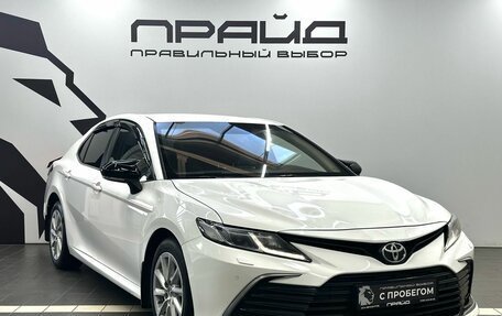 Toyota Camry, 2021 год, 2 299 900 рублей, 3 фотография