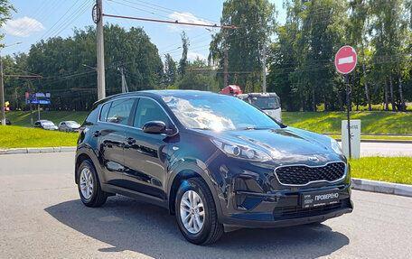 KIA Sportage IV рестайлинг, 2019 год, 1 920 000 рублей, 3 фотография