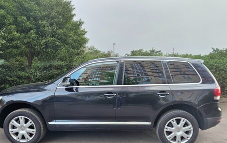 Volkswagen Touareg III, 2010 год, 1 300 000 рублей, 1 фотография