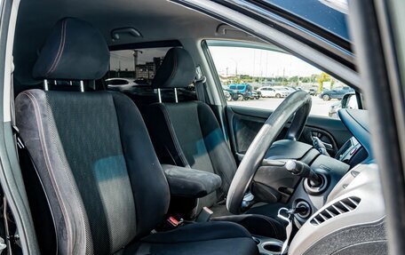 Honda Stream II, 2010 год, 1 200 000 рублей, 11 фотография