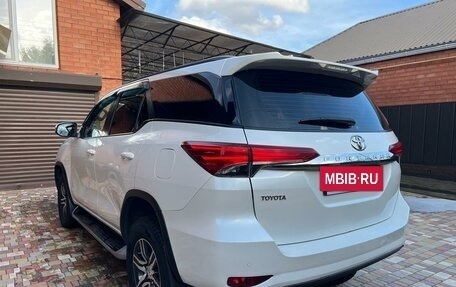 Toyota Fortuner II, 2020 год, 3 700 000 рублей, 8 фотография