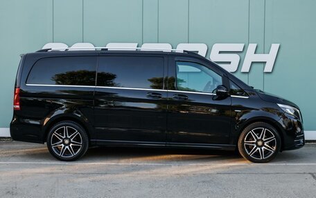 Mercedes-Benz V-Класс, 2017 год, 4 680 000 рублей, 5 фотография