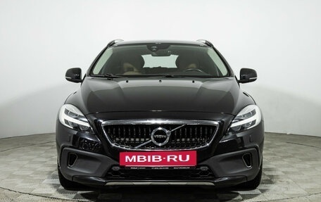 Volvo V40 Cross Country I, 2017 год, 1 770 000 рублей, 2 фотография