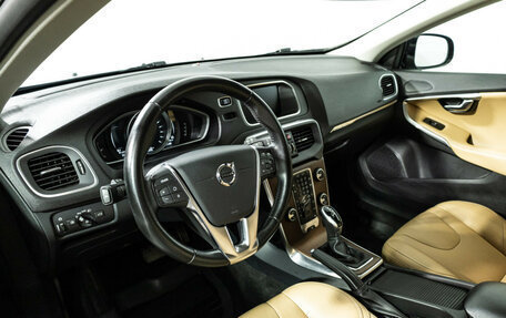 Volvo V40 Cross Country I, 2017 год, 1 770 000 рублей, 12 фотография