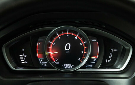 Volvo V40 Cross Country I, 2017 год, 1 770 000 рублей, 13 фотография