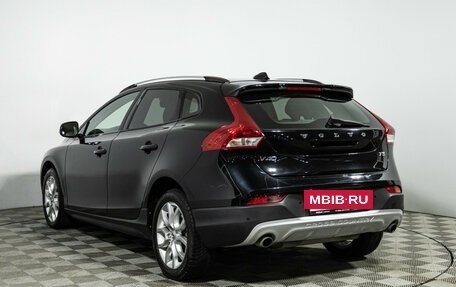 Volvo V40 Cross Country I, 2017 год, 1 770 000 рублей, 8 фотография