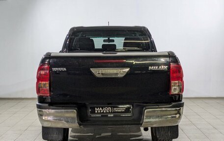 Toyota Hilux VIII, 2017 год, 3 850 000 рублей, 16 фотография