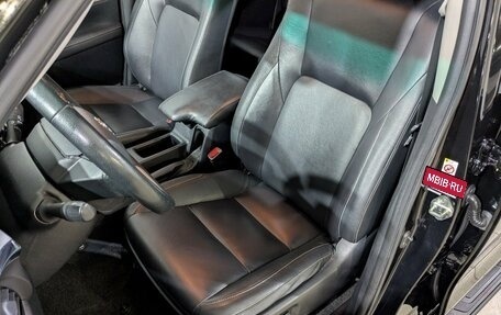 Toyota Hilux VIII, 2017 год, 3 850 000 рублей, 3 фотография