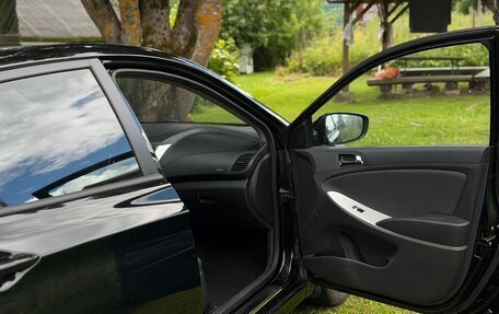 Hyundai Solaris II рестайлинг, 2012 год, 700 000 рублей, 7 фотография