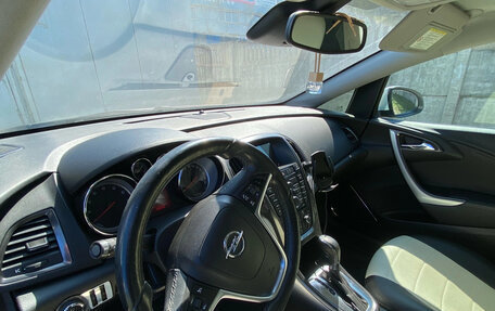 Opel Astra J, 2011 год, 590 000 рублей, 10 фотография