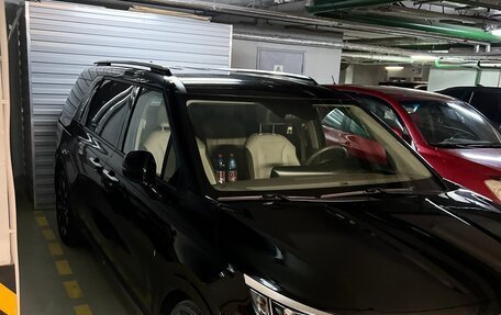 KIA Carnival, 2021 год, 4 000 000 рублей, 21 фотография