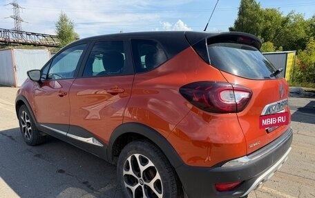 Renault Kaptur I рестайлинг, 2017 год, 1 900 000 рублей, 10 фотография
