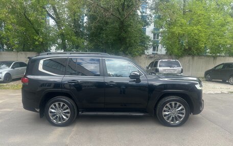 Toyota Land Cruiser, 2023 год, 10 000 000 рублей, 3 фотография