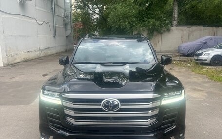 Toyota Land Cruiser, 2023 год, 10 000 000 рублей, 2 фотография