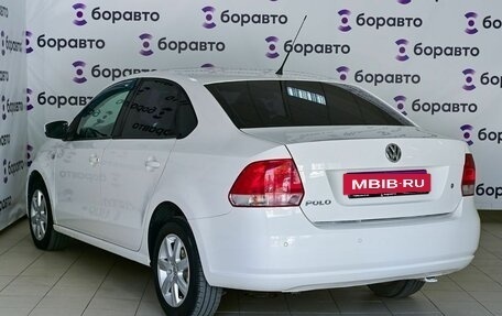 Volkswagen Polo VI (EU Market), 2012 год, 800 000 рублей, 4 фотография