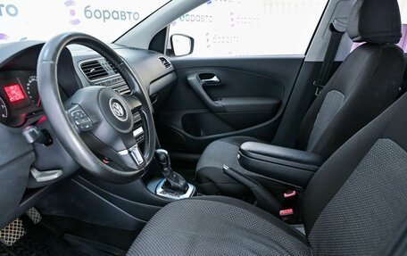 Volkswagen Polo VI (EU Market), 2012 год, 800 000 рублей, 16 фотография