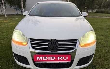 Volkswagen Jetta VI, 2009 год, 570 000 рублей, 7 фотография