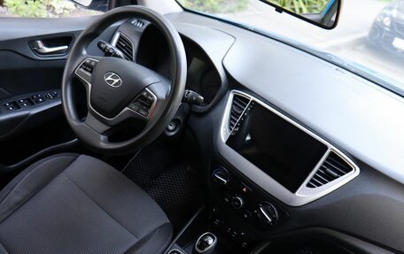 Hyundai Solaris II рестайлинг, 2018 год, 1 350 000 рублей, 12 фотография