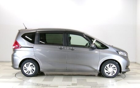 Honda Freed II, 2022 год, 1 199 999 рублей, 7 фотография