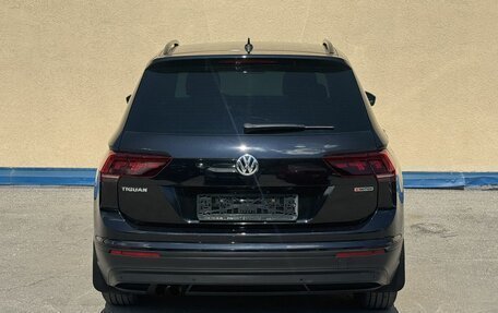 Volkswagen Tiguan II, 2019 год, 2 790 000 рублей, 6 фотография