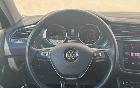 Volkswagen Tiguan II, 2019 год, 2 790 000 рублей, 10 фотография