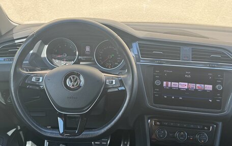 Volkswagen Tiguan II, 2019 год, 2 790 000 рублей, 11 фотография
