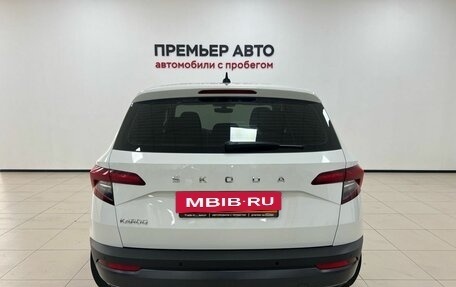Skoda Karoq I, 2020 год, 2 215 000 рублей, 3 фотография