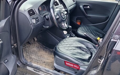 Volkswagen Polo VI (EU Market), 2013 год, 700 000 рублей, 5 фотография