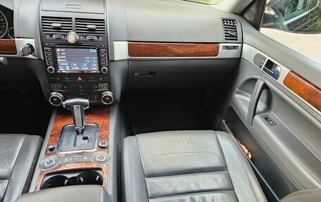 Volkswagen Touareg III, 2010 год, 1 300 000 рублей, 9 фотография