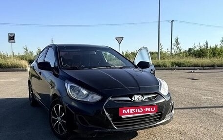 Hyundai Solaris II рестайлинг, 2014 год, 600 000 рублей, 7 фотография