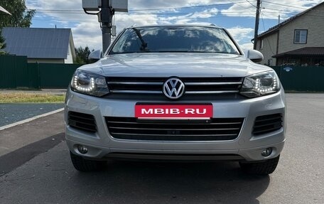 Volkswagen Touareg III, 2012 год, 2 060 000 рублей, 3 фотография
