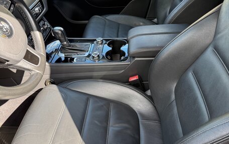 Volkswagen Touareg III, 2012 год, 2 060 000 рублей, 11 фотография