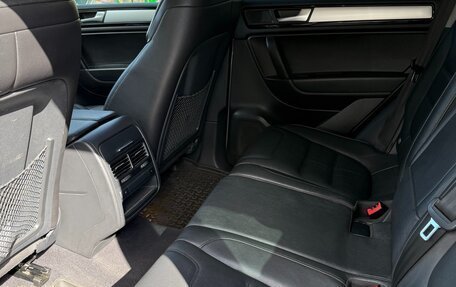 Volkswagen Touareg III, 2012 год, 2 060 000 рублей, 8 фотография