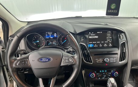 Ford Focus III, 2018 год, 1 359 000 рублей, 15 фотография