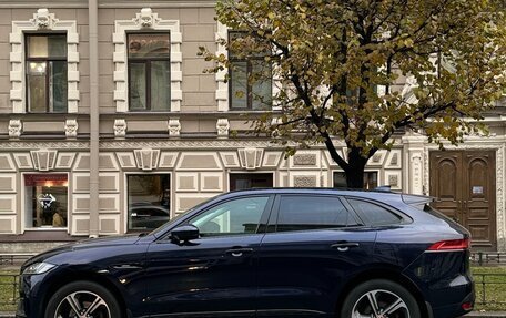 Jaguar F-Pace, 2017 год, 1 799 000 рублей, 2 фотография